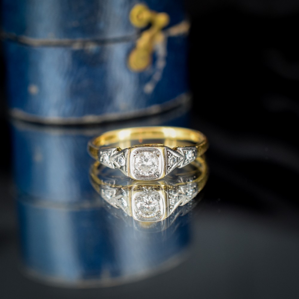 Antique 0.15ct Diamond Square Solitaire 18ct Gold Engagement Ring - Art Deco View IV