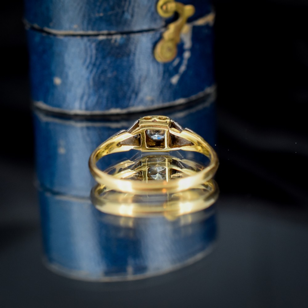Antique 0.15ct Diamond Square Solitaire 18ct Gold Engagement Ring - Art Deco View V