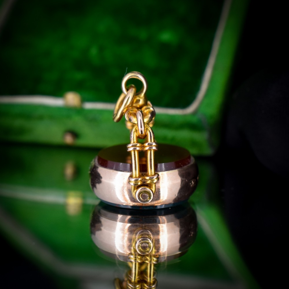 Antique Bloodstone and Carnelian 9ct Gold Spinning Swivel Fob Pendant Dated 1902 View IV
