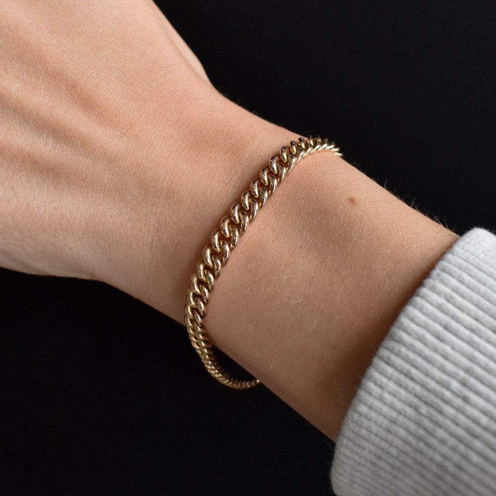 Art Deco 9ct Gold Graduated Curb Link Bracelet 7.25