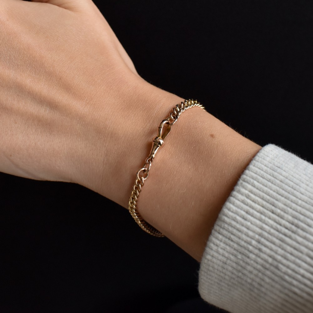 Art Deco 9ct Gold Graduated Curb Link Bracelet 7.25