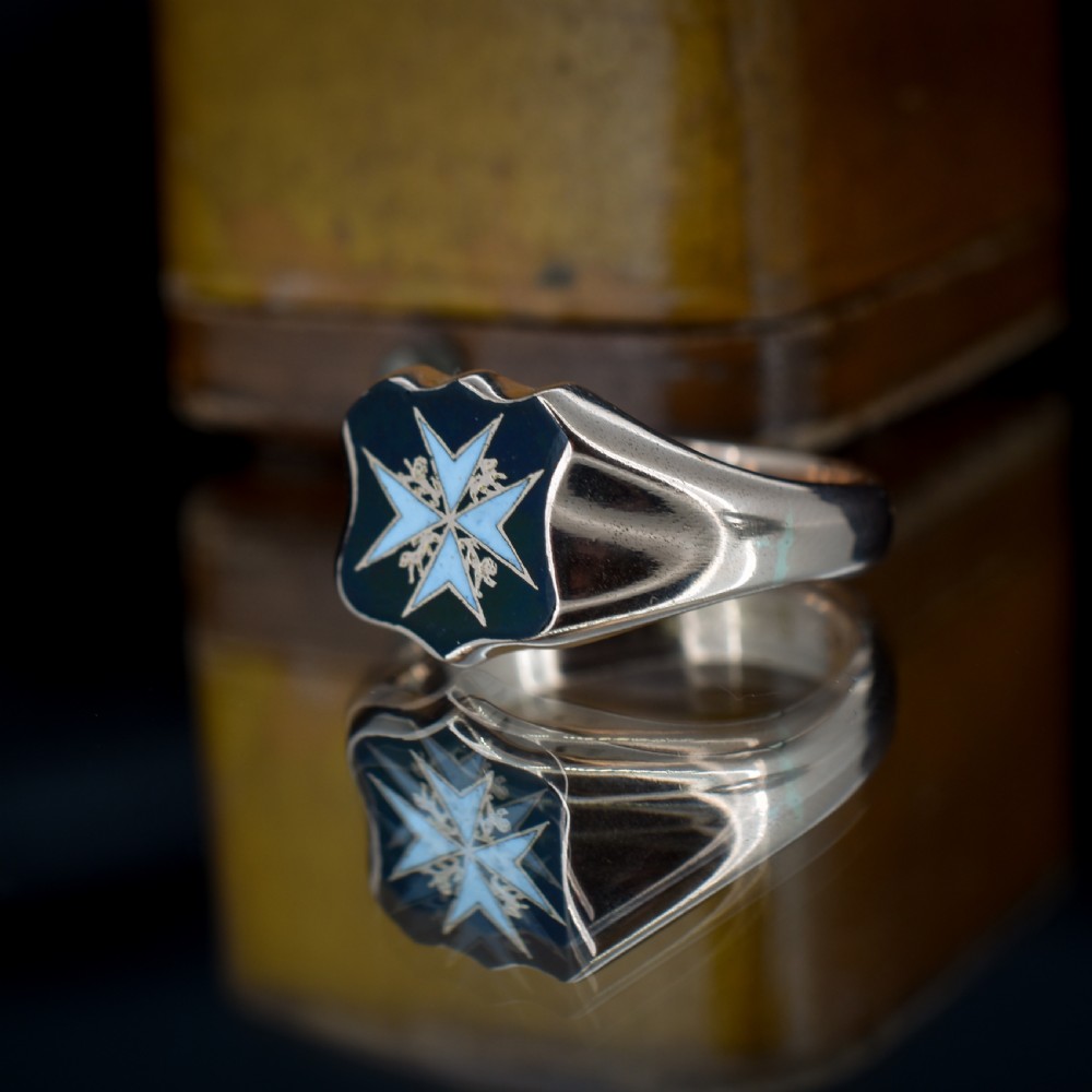 Vintage  9ct Gold Enamel Cross Signet Ring | Birmingham 1929 View VI