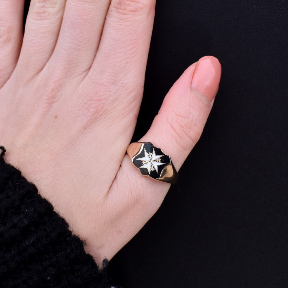 Vintage  9ct Gold Enamel Cross Signet Ring | Birmingham 1929 View IX