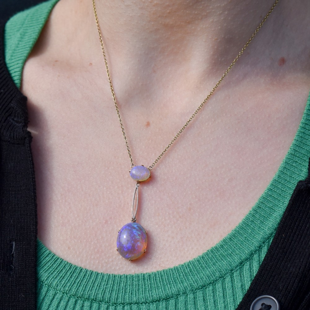 Antique Edwardian Opal Drop 9ct Gold Pendant Necklace | 16