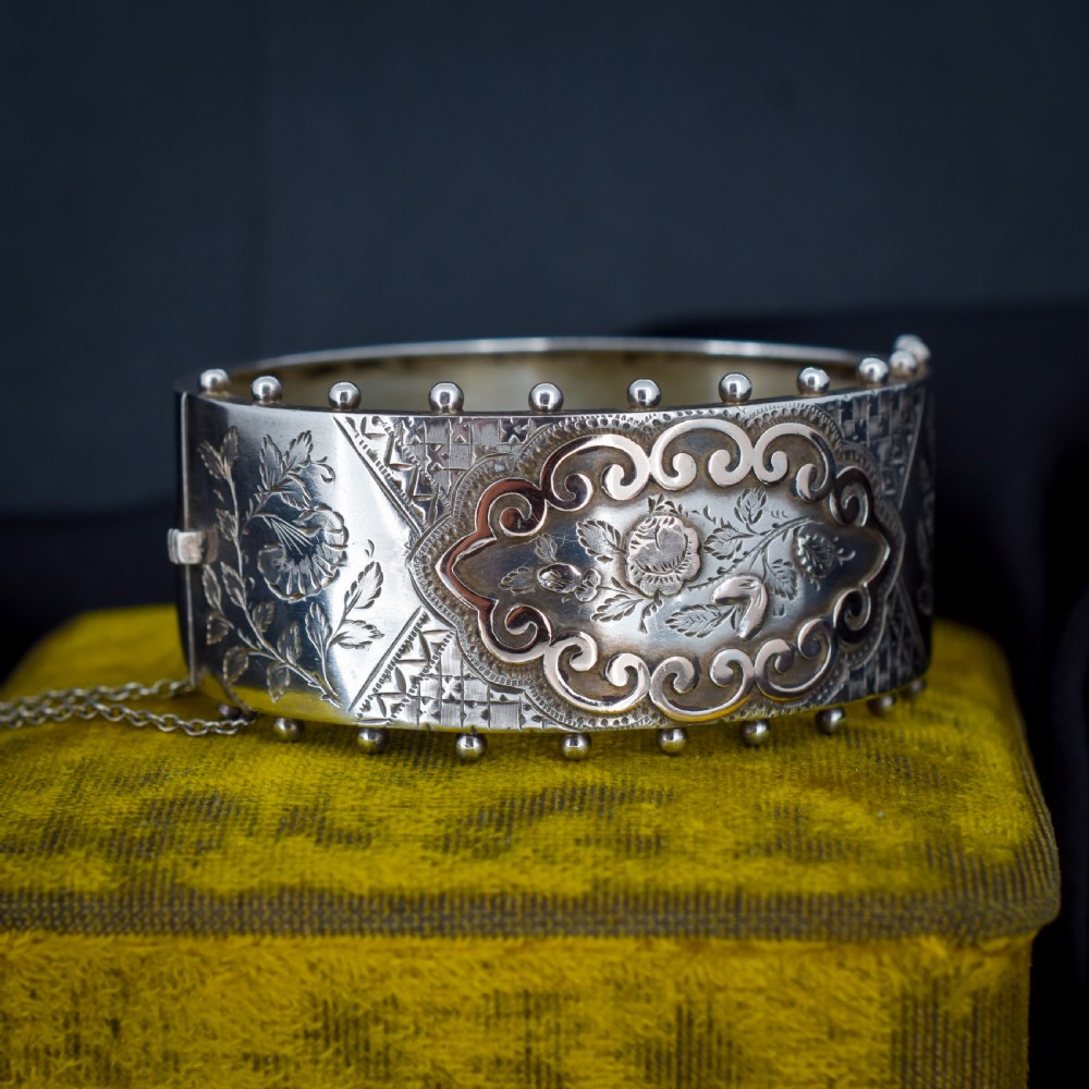 Antique Silver and Gold Aesthetic Flower Engraved Wide Cuff Bangle Bracelet | Victorian