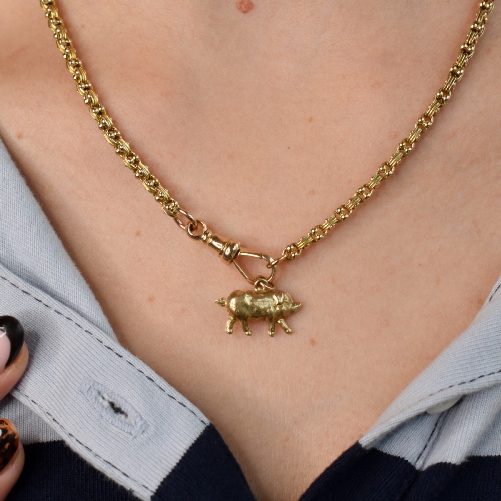 Vintage 9ct Gold Lucky Pig Charm Pendant | London 1963 View III