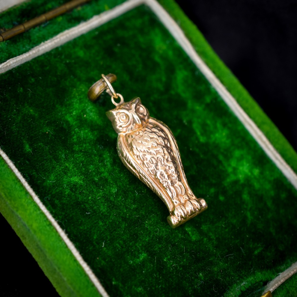 Vintage 9ct Gold Wise Owl Charm Pendant | Dated 1962 View V