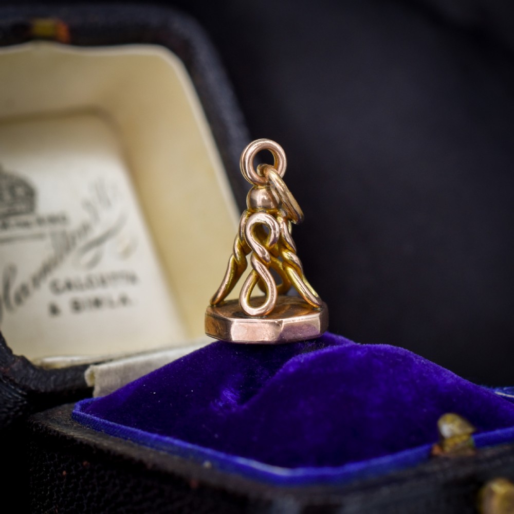 Antique Fancy Infinity 9ct Gold Plain Fob Seal Pendant