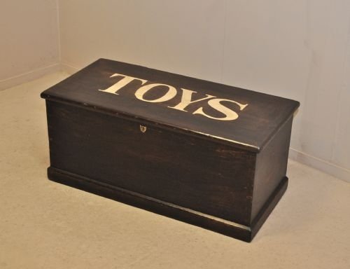 Pine Blanket Chest