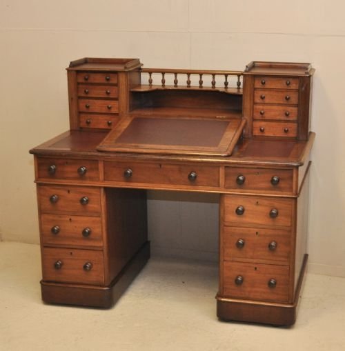 Pedestal Desk