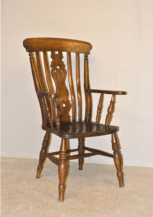 Windsor Lathback Armchair