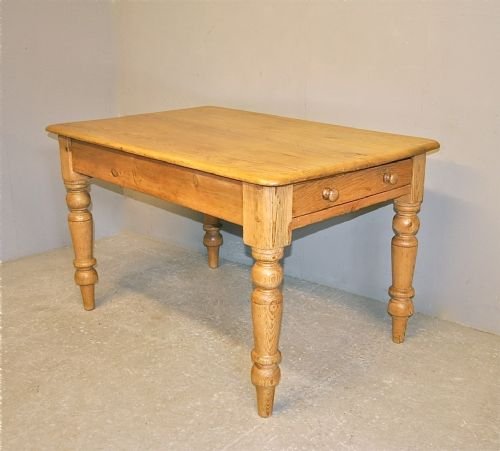 Pine Kitchen Table