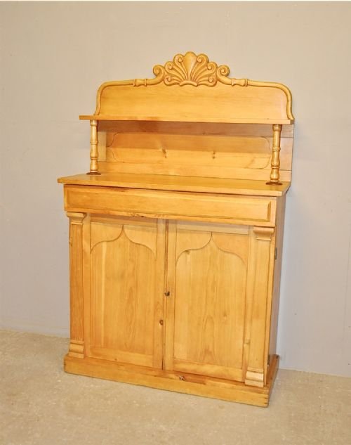 Pine Chiffonier