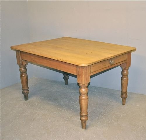 Pine Kitchen Table