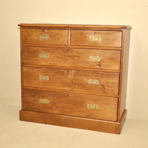 Pine Chest of Drawers