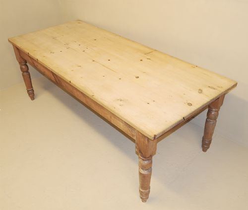 Farmhouse Kitchen Table