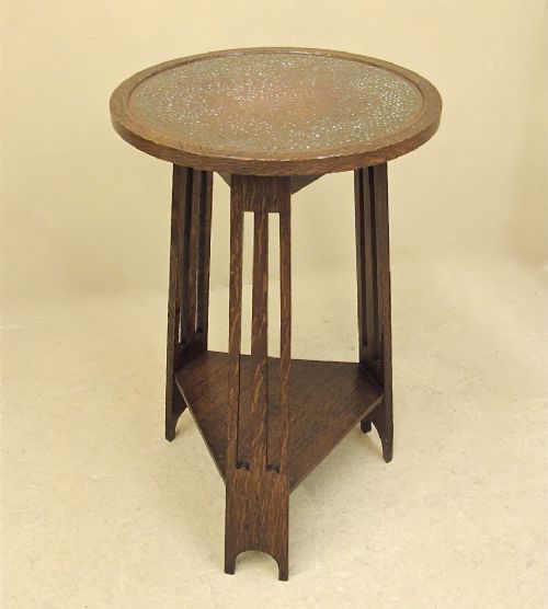 Arts & Crafts Table