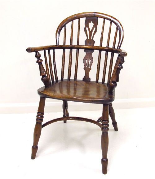Yew Wood Windsor Armcvhair