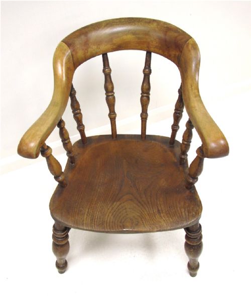 fig 1. Smoker's Bow Bergere Windsor
