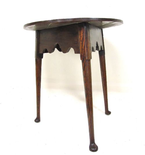 fig 1. Oak Cricket Table