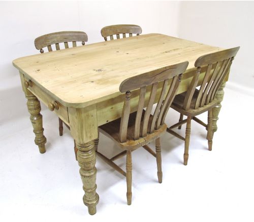 Pine Kitchen Table