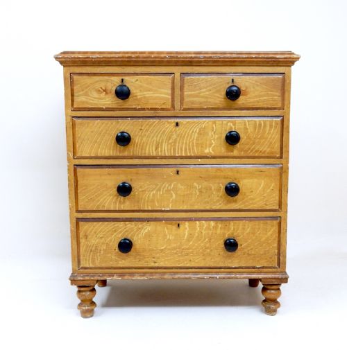 Pine Chest of Drawers