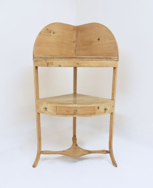 Pine Corner Washstand