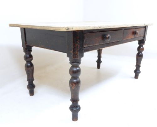 Farmhouse Kitchen Table - 6 Seater