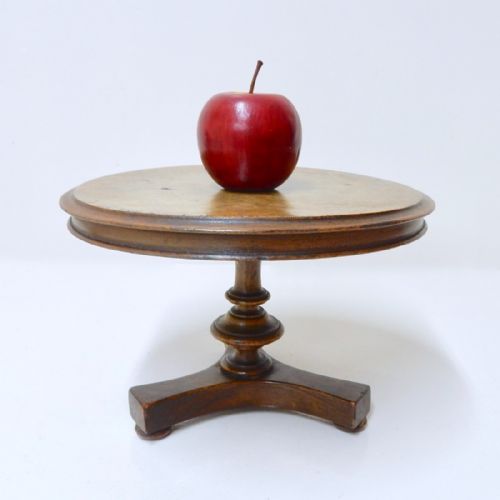 Apprentice Piece, Treen Table