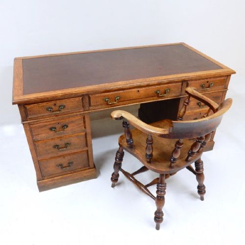 Oak Pedestal Desk