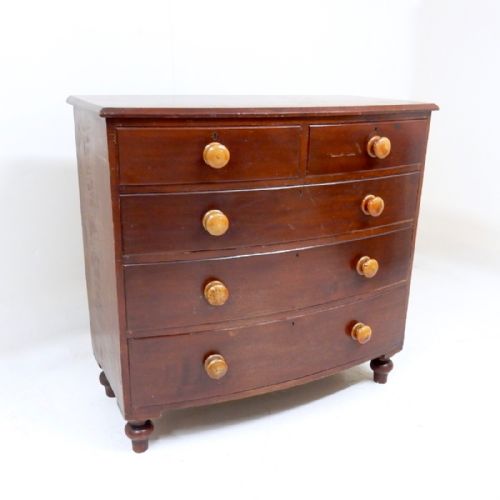 Pine Chest of Drawers