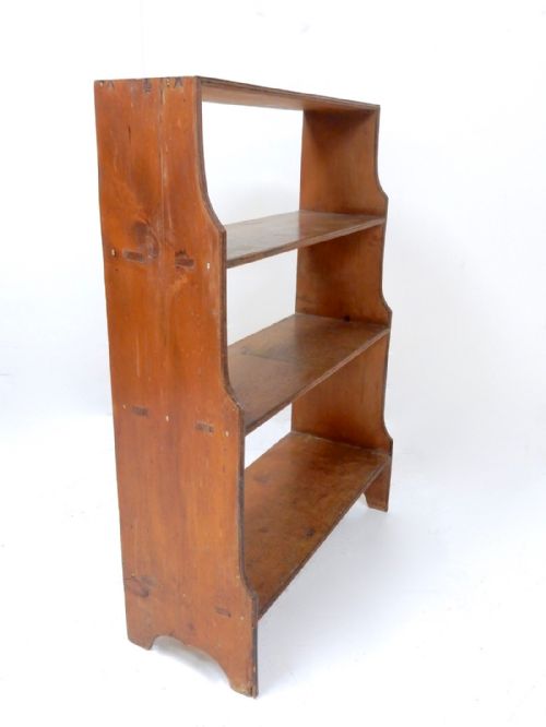 Georgian Open Bookshelves