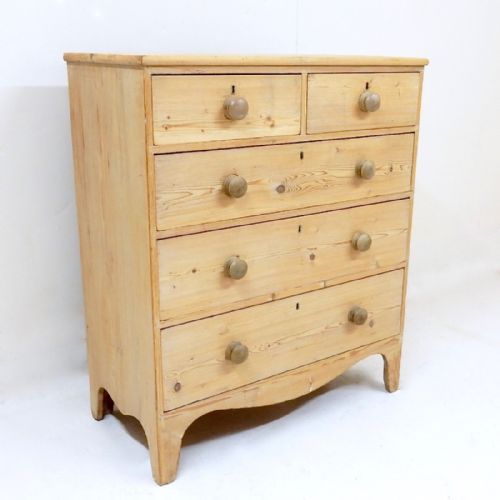 Pine Chest of Drawers