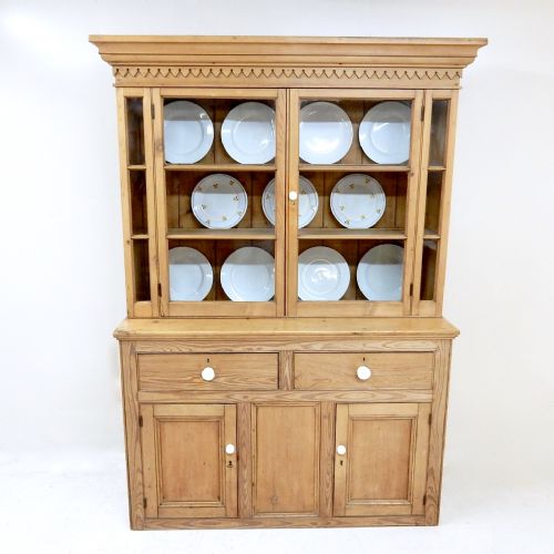 Pine Glazed Dresser