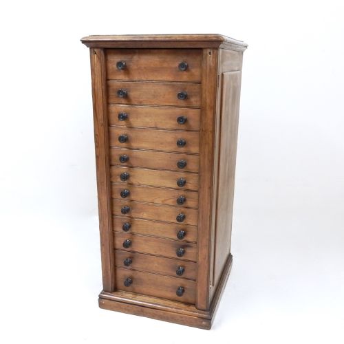 Pine Wellington Chest