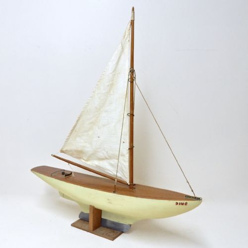 Pond Yacht