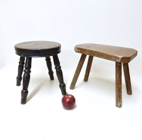2x Country Stools