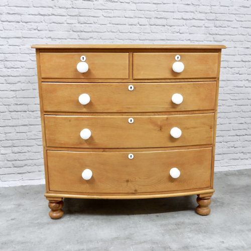 Bow-fronted Pine Chest of Drawers