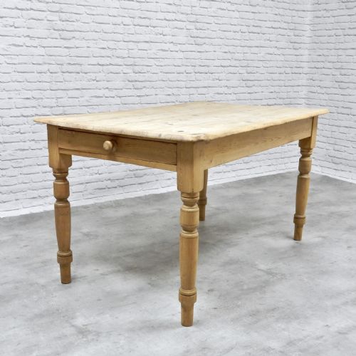 Pine Kitchen Table