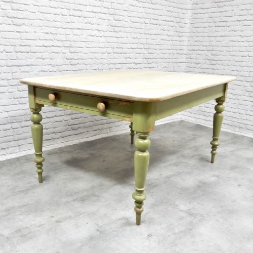 Pine Kitchen Table