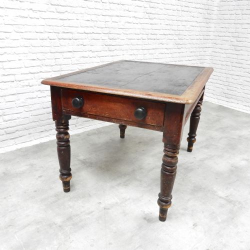Library/writing Table in Pine