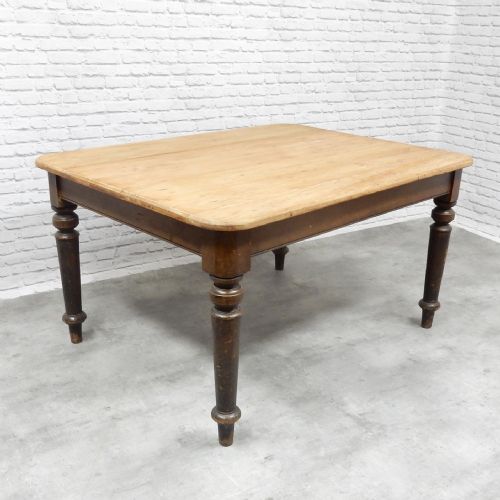 Pine Kitchen Table