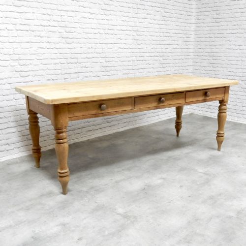 Farmhouse Kitchen Table