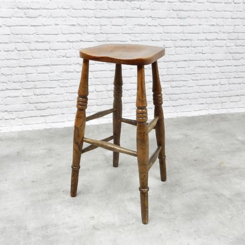 Tall Windsor Barstool