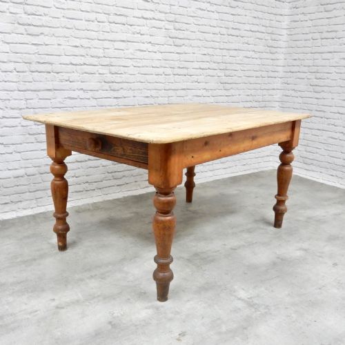 Pine Kitchen Table