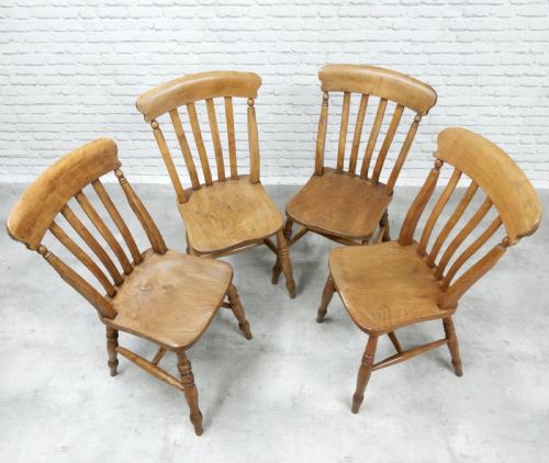 Windsor Kitchen Chairs X4