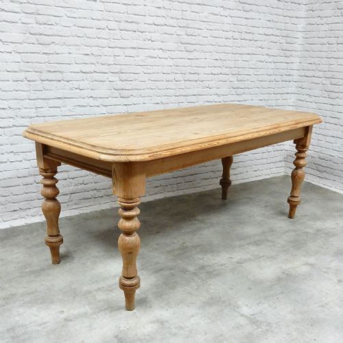 Pine Farmhouse Kitchen Table