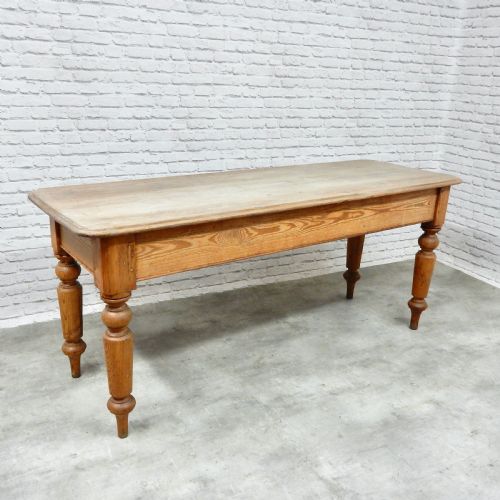 Pine Kitchen Table