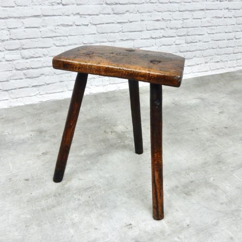 Cutler's Stool