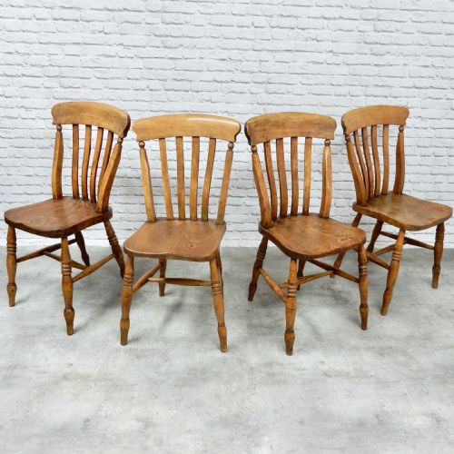 4x Windsor Kitchen Chairs